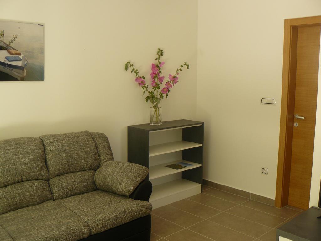 My Nest Accommodation Privlaka  Exterior photo