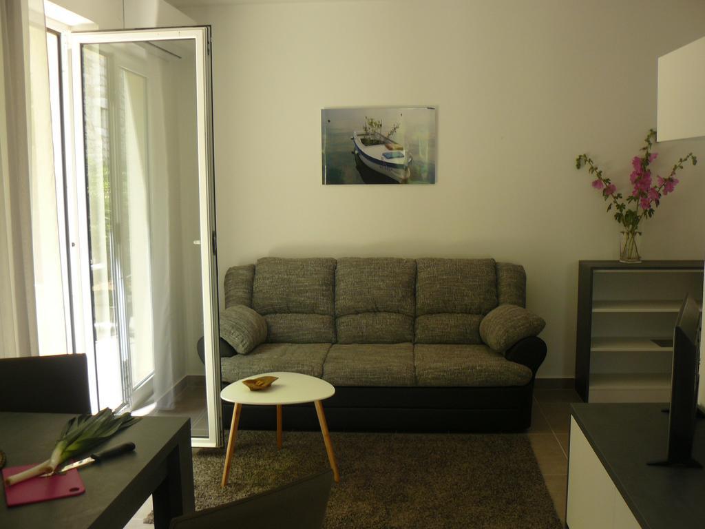 My Nest Accommodation Privlaka  Exterior photo