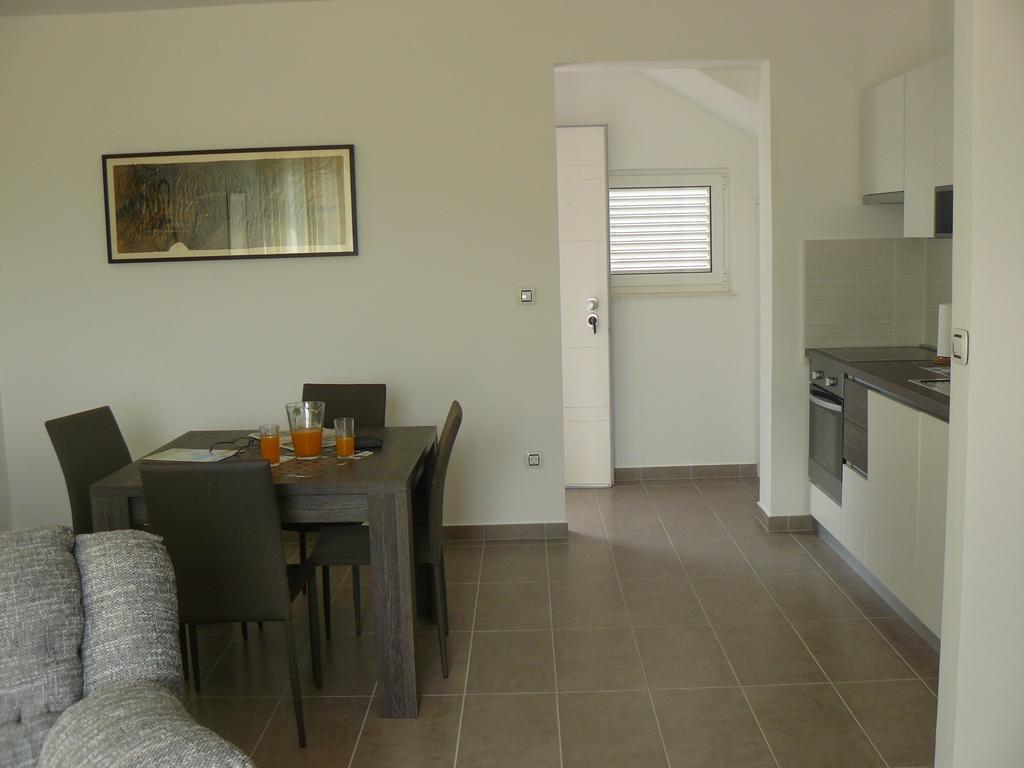My Nest Accommodation Privlaka  Exterior photo