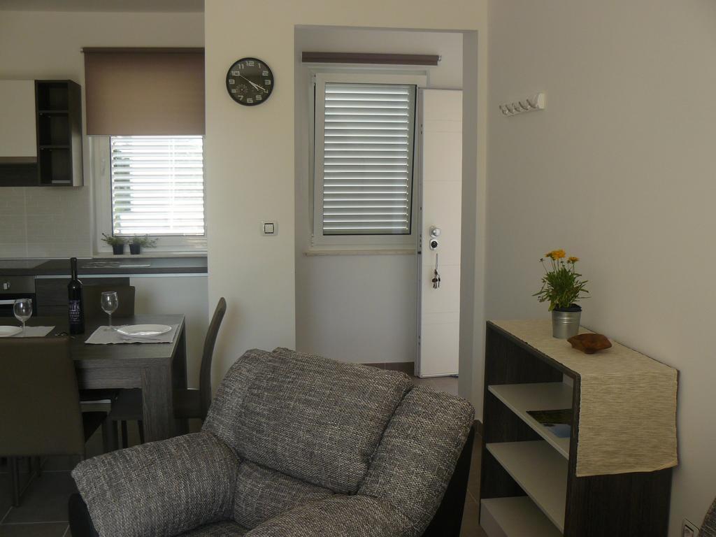 My Nest Accommodation Privlaka  Exterior photo