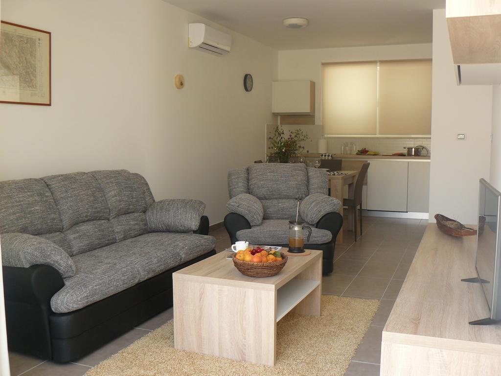 My Nest Accommodation Privlaka  Exterior photo